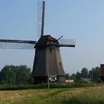 De Zes Wielen 3*