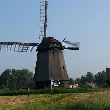 De Zes Wielen 3*